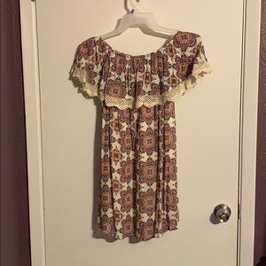 Off shoulder short dress